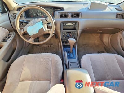 Zdjęcie 8 z 11 samochodu: 1998 TOYOTA CAMRY LE VIN:4T1BG28K4WU842861 - miniatura