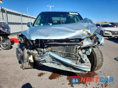 Piąte zdjęcie samochodu w środku: 2003 HONDA PILOT EXL VIN:2HKYF18663H513972 - miniatura