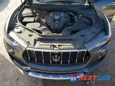 Zdjęcie 12 z 12 samochodu: 2017 MASERATI LEVANTE SPORT VIN:ZN661XUS9HX252150 - miniatura
