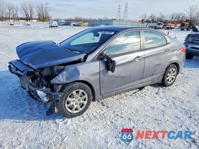 2013 HYUNDAI ACCENT GLS KMHCT4AE6DU553137 - główne zdjęcie licytacji z USA - miniatura