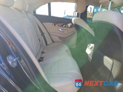 Zdjęcie 10 z 11 samochodu: 2019 MERCEDES-BENZ C 300 4MATIC VIN:55SWF8EB3KU303035 - miniatura