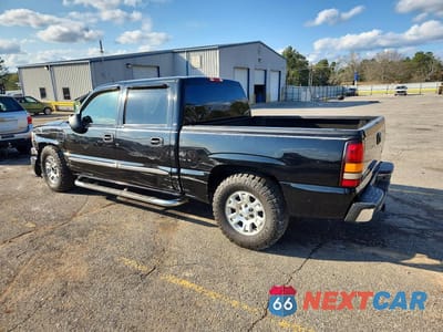 Drugie zdjęcie samochodu z przodu: 2005 GMC NEW SIERRA C1500 VIN:2GTEC13T251104803 - miniatura