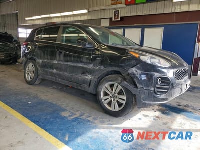 Czwarte zdjęcie samochodu z boku: 2017 KIA SPORTAGE LX VIN:KNDPMCAC1H7254283 - miniatura