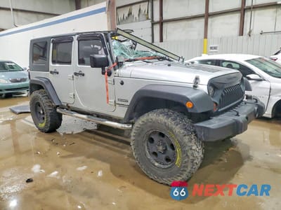 Czwarte zdjęcie samochodu z boku: 2010 JEEP WRANGLER UNLIMITED SPORT VIN:1J4BA3H13AL152479 - miniatura