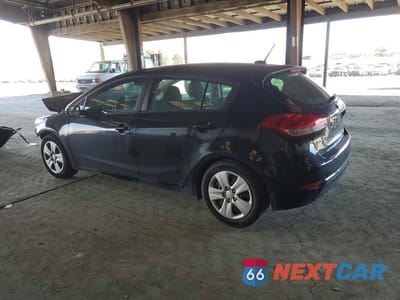 Drugie zdjęcie samochodu z przodu: 2016 KIA FORTE5 LX VIN:KNAFK5A82G5636967 - miniatura