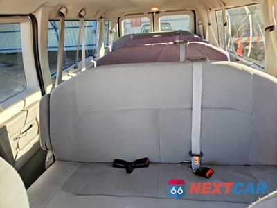 Zdjęcie 10 z 13 samochodu: 2010 FORD ECONOLINE E350 SUPER DUTY WAGON VIN:1FBSS3BL2ADA93193 - miniatura