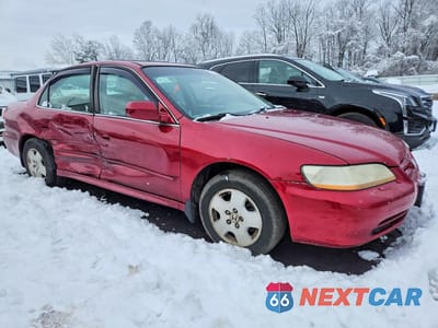 Czwarte zdjęcie samochodu z boku: 2001 HONDA ACCORD EX VIN:1HGCG16591A031116 - miniatura