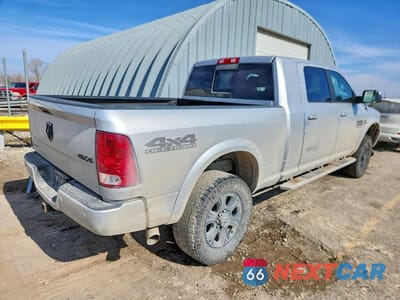 Trzecie zdjęcie samochodu z tyłu: 2018 RAM 2500 SLT VIN:3C6UR5ML8JG169664 - miniatura