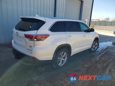 Trzecie zdjęcie samochodu z tyłu: 2015 TOYOTA HIGHLANDER XLE VIN:5TDJKRFH7FS079740 - miniatura