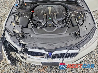 Zdjęcie 11 z 12 samochodu: 2018 BMW 750 XI VIN:WBA7B0C53JG527293 - miniatura