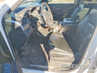 Zdjęcie 7 z 13 samochodu: 2020 CHEVROLET SUBURBAN K1500 LT VIN:1GNSKHKC1LR257605 - miniatura