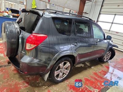 Trzecie zdjęcie samochodu z tyłu: 2008 TOYOTA RAV4 SPORT VIN:JTMBK32V586048258 - miniatura