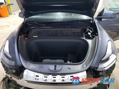 Zdjęcie 11 z 12 samochodu: 2021 TESLA MODEL Y VIN:5YJYGDEFXMF261694 - miniatura