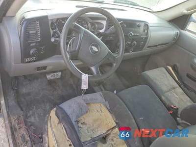 Zdjęcie 8 z 12 samochodu: 2007 CHEVROLET SILVERADO K3500 VIN:1GBJK34687E595356 - miniatura