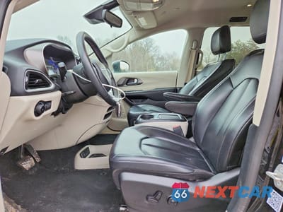 Zdjęcie 7 z 15 samochodu: 2023 CHRYSLER PACIFICA TOURING L VIN:2C4RC1BGXPR552765 - miniatura