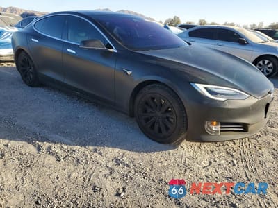 Czwarte zdjęcie samochodu z boku: 2017 TESLA MODEL S VIN:5YJSA1E12HF215499 - miniatura
