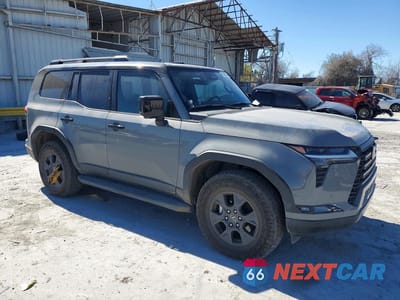 Czwarte zdjęcie samochodu z boku: 2024 LEXUS GX 550 PREMIUM/PREMIUM+ VIN:JTJTBCDX0R5007754 - miniatura