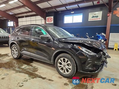Czwarte zdjęcie samochodu z boku: 2023 FORD ESCAPE ACTIVE VIN:1FMCU9GN3PUA44791 - miniatura