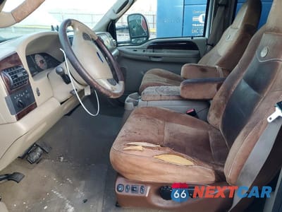 Zdjęcie 7 z 11 samochodu: 2005 FORD F350 SUPER DUTY VIN:1FTWW32P25EB43725 - miniatura