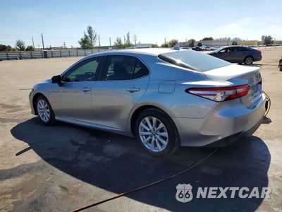 Drugie zdjęcie samochodu z przodu: 2019 TOYOTA CAMRY L VIN:4T1B11HK9KU800336 - miniatura