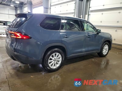 Trzecie zdjęcie samochodu z tyłu: 2024 TOYOTA GRAND HIGHLANDER XLE VIN:5TDAAAB53RS040731 - miniatura