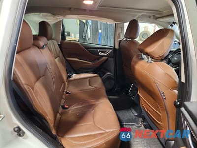 Zdjęcie 11 z 12 samochodu: 2020 SUBARU FORESTER TOURING VIN:JF2SKAXC2LH569576 - miniatura