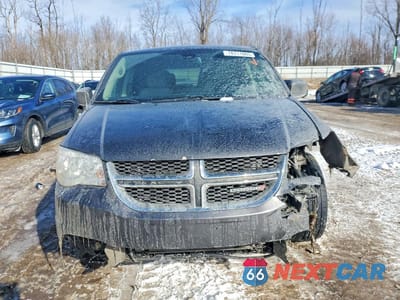 Piąte zdjęcie samochodu w środku: 2019 DODGE GRAND CARAVAN SE VIN:2C4RDGBG0KR571561 - miniatura