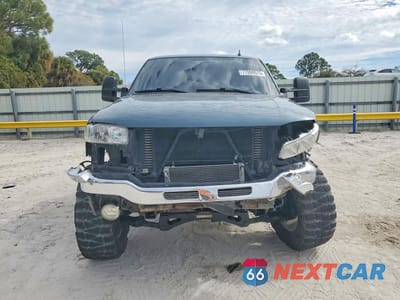 Piąte zdjęcie samochodu w środku: 2006 GMC SIERRA K2500 HEAVY DUTY VIN:1GTHK23D26F185035 - miniatura