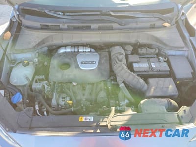Zdjęcie 11 z 12 samochodu: 2019 HYUNDAI KONA LIMITED VIN:KM8K33A53KU223992 - miniatura