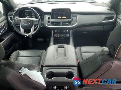 Zdjęcie 8 z 13 samochodu: 2023 GMC YUKON XL K1500 SLT VIN:1GKS2GKD7PR136440 - miniatura