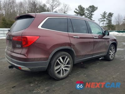 Trzecie zdjęcie samochodu z tyłu: 2018 HONDA PILOT TOURING VIN:5FNYF6H98JB013590 - miniatura