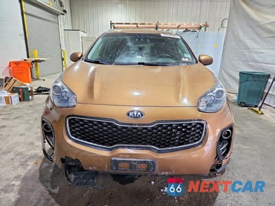 Piąte zdjęcie samochodu w środku: 2019 KIA SPORTAGE LX VIN:KNDPMCAC2K7581041 - miniatura