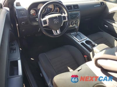 Zdjęcie 8 z 13 samochodu: 2014 DODGE CHALLENGER SXT VIN:2C3CDYAG1EH311505 - miniatura