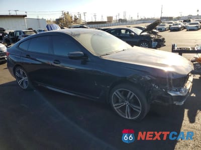 Czwarte zdjęcie samochodu z boku: 2019 BMW 640 XIGT VIN:WBAJV6C53KBK08362 - miniatura