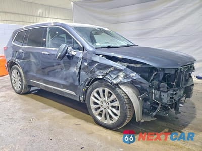 Czwarte zdjęcie samochodu z boku: 2022 CADILLAC XT6 PREMIUM LUXURY VIN:1GYKPDRS1NZ153211 - miniatura