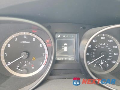Zdjęcie 9 z 13 samochodu: 2017 HYUNDAI SANTA FE SE VIN:KM8SM4HF7HU194474 - miniatura