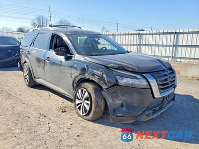 Czwarte zdjęcie samochodu z boku: 2024 NISSAN PATHFINDER SL VIN:5N1DR3CA6RC228668 - miniatura