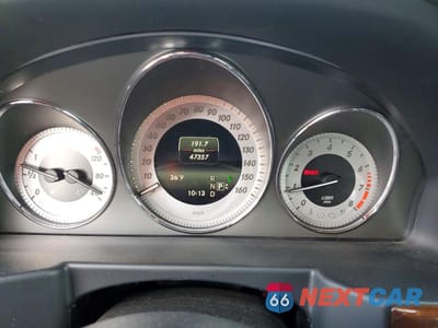 Zdjęcie 9 z 12 samochodu: 2015 MERCEDES-BENZ GLK 350 4MATIC VIN:WDCGG8JB7FG379565 - miniatura