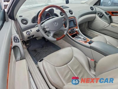 Zdjęcie 8 z 11 samochodu: 2004 MERCEDES-BENZ SL 500 VIN:WDBSK75F44F075732 - miniatura