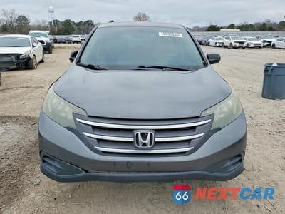 Piąte zdjęcie samochodu w środku: 2014 HONDA CR-V LX VIN:3CZRM3H33EG715556 - miniatura