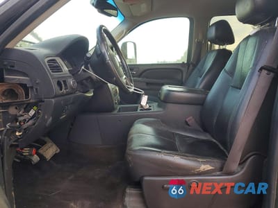 Zdjęcie 7 z 13 samochodu: 2012 CHEVROLET SILVERADO K2500 HEAVY DUTY LTZ VIN:1GC1KYC84CF195049 - miniatura