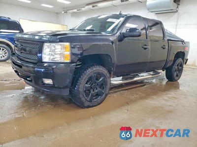 2011 CHEVROLET SILVERADO K1500 LTZ 3GCPKTE30BG353964 - główne zdjęcie licytacji z USA - miniatura