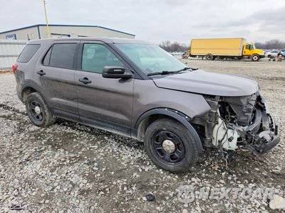 Czwarte zdjęcie samochodu z boku: 2017 FORD EXPLORER POLICE INTERCEPTOR VIN:1FM5K8AR1HGE02135 - miniatura
