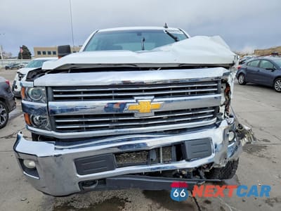 Piąte zdjęcie samochodu w środku: 2015 CHEVROLET SILVERADO K2500 HEAVY DUTY LT VIN:1GC1KVE8XFF609922 - miniatura