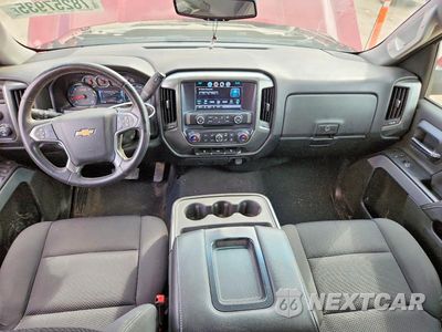 Zdjęcie 8 z 11 samochodu: 2018 CHEV SILVERADO K1500 LT VIN:3GCUKREC5JG607012 - miniatura