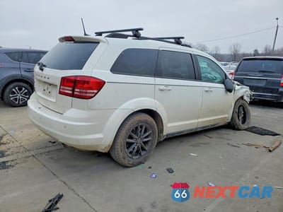 Trzecie zdjęcie samochodu z tyłu: 2020 DODGE JOURNEY SE VIN:3C4PDCAB3LT273042 - miniatura