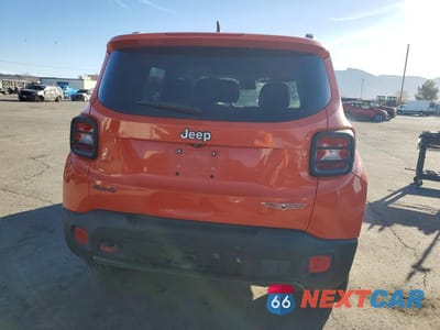 Zdjęcie 6 z 13 samochodu: 2017 JEEP RENEGADE TRAILHAWK VIN:ZACCJBCB4HPE76647 - miniatura