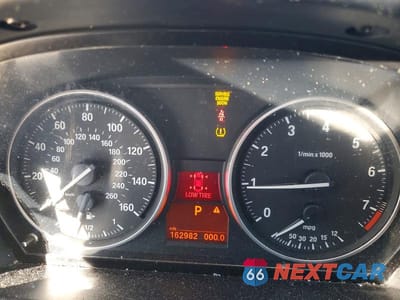 Zdjęcie 9 z 12 samochodu: 2014 BMW X1 XDRIVE28I VIN:WBAVL1C54EVY20583 - miniatura