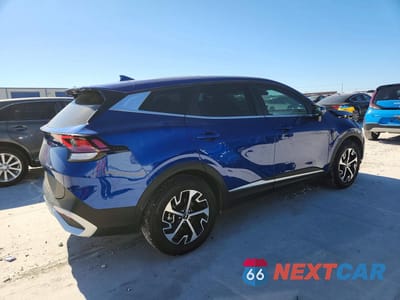 Trzecie zdjęcie samochodu z tyłu: 2025 KIA SPORTAGE EX VIN:5XYK33DF2SG291095 - miniatura