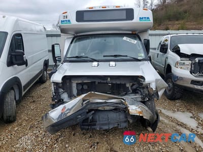 Piąte zdjęcie samochodu w środku: 2019 FORD ECONOLINE E450 SUPER VIN:1FDFE4FS9KDC56592 - miniatura